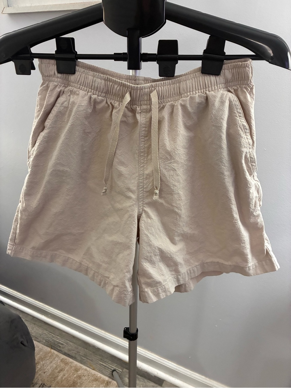 Kim Rogers Light Cream Drawstring Athletic Shorts